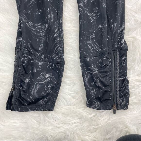 Lululemon Runday Full-On Luxtreme Arsenal Crop Leggings - Picture 7 of 11